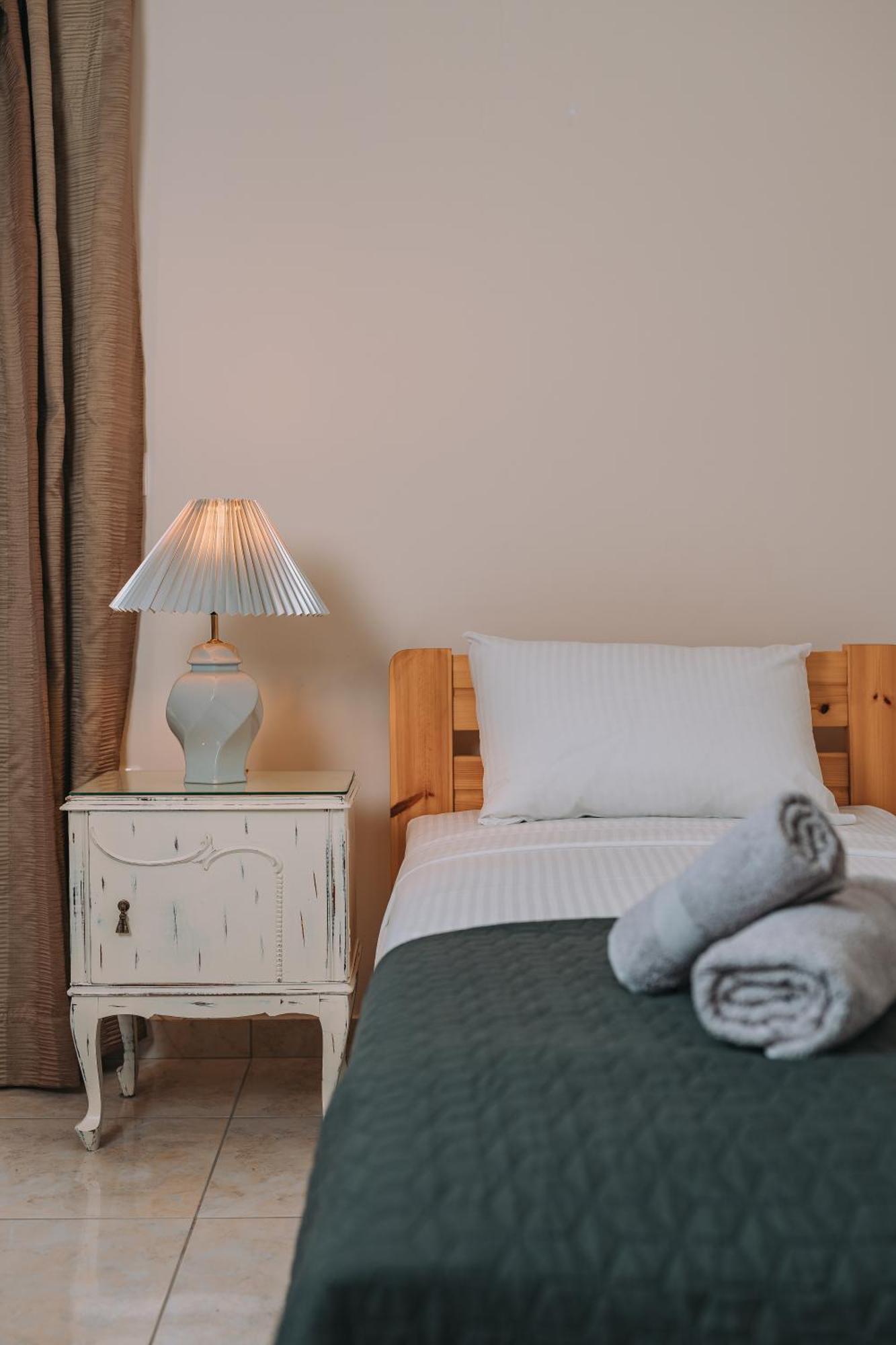 Nostos Apartment, With A Spacious Backyard Artemi Extérieur photo